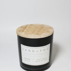 Sand Fog Amber & Fig 21 oz scented candle